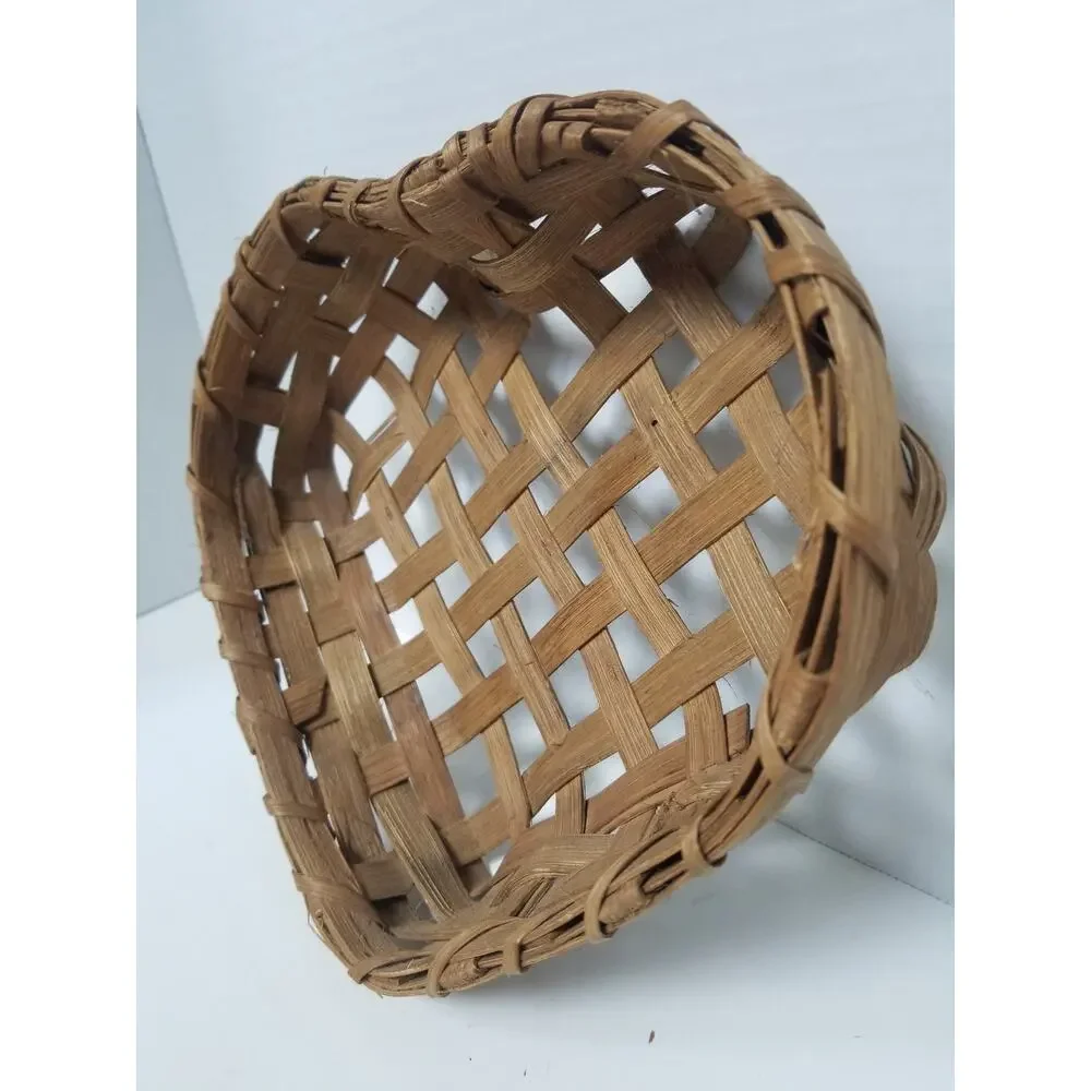 Vintage Hand Woven Wooden Slint Heart Shaped Basket Country Cottage Core